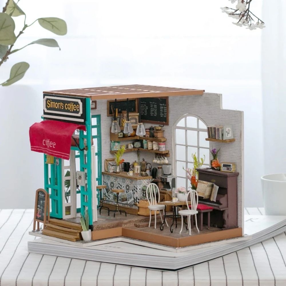 Miniature House - Simon's Coffee